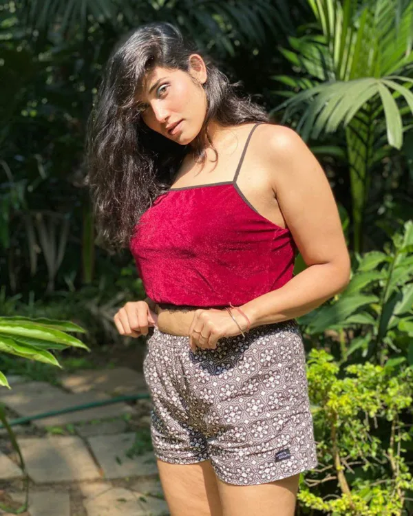 Woman in Whats Down Black & White Roses printed boxers. Photo 1